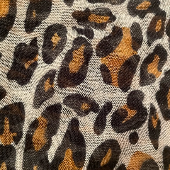 Ardene infinity scarf o/s - animal print - Picture 5 of 5